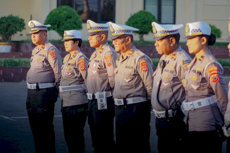Kapolresta Kombes Djoko Lestari Tekankan Kedisiplinan dan Kerapihan Personel Satlantas Polresta Kupang Kota