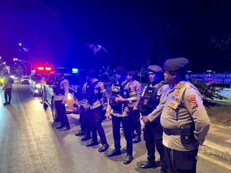 Polresta Kupang Kota Bersama Polda NTT dan TNI, Gelar Patroli Skala Besar Jaga Kamtibmas.