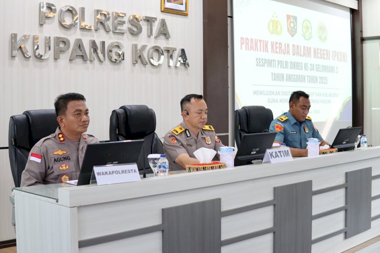 Perwira Siswa Sespimti Polri Dikreg ke-34 Gelombang 2 Laksanakan PKDN di Polresta Kupang Kota, Fokus Bahas TPPO di NTT.