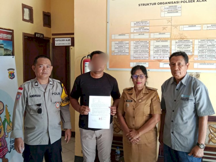 Pesta Syukuran Tanpa Izin dan Timbulkan Gangguan, Bhabinkamtibmas Fatufeto Bersama Lurah Lakukan Mediasi.