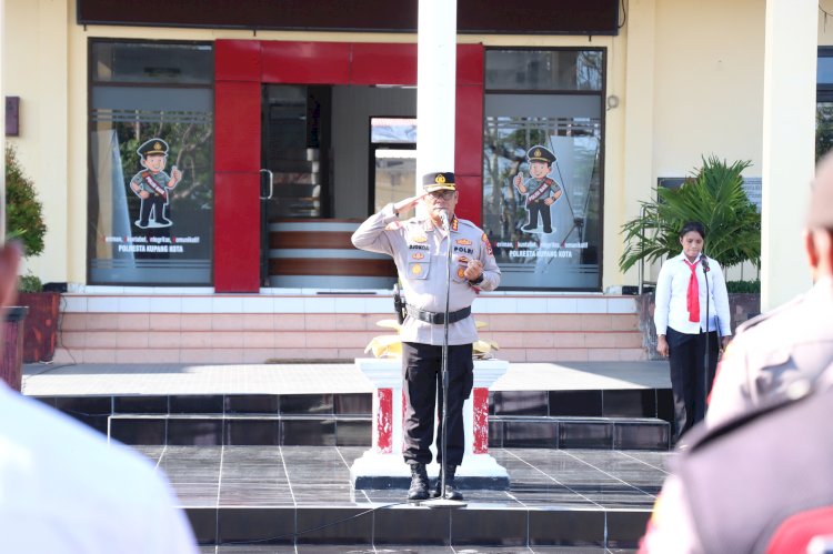 Kapolresta Kupang Kota Pimpin Apel Pagi, Tekankan Profesionalisme dan Humanisme Personel.