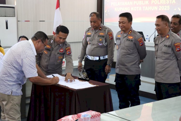Polresta Kupang Kota Melaksanakan Penetapan/Revisi Standar Pelayanan Publik Tahun 2025.