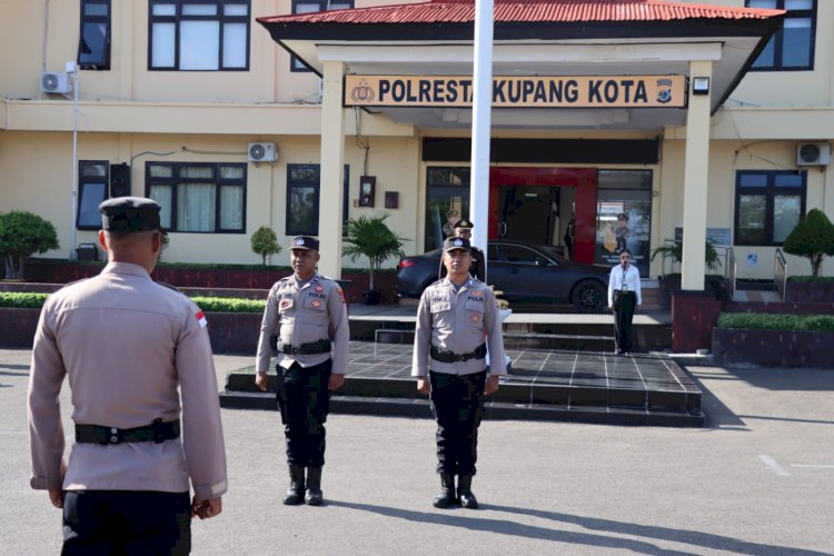 Apel Pagi Polresta Kupang Kota, Kabag SDM Ajak Personel Perkuat Sinergi dan Disiplin.