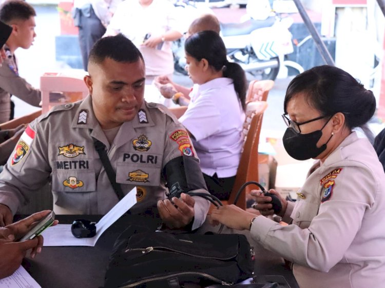 Setetes Darah untuk Sesama, Polresta Kupang Kota Donor Darah Sambut Hari Jadi ke-74 Humas Polri.