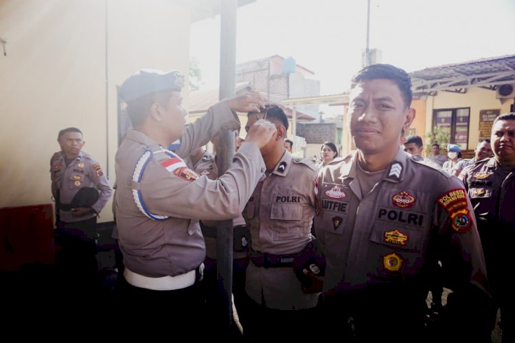 Sipropam Polresta Kupang Kota Gelar Pemeriksaan Sikap Tampang dan Kelengkapan Personel, Wujudkan Disiplin dan Profesionalisme.