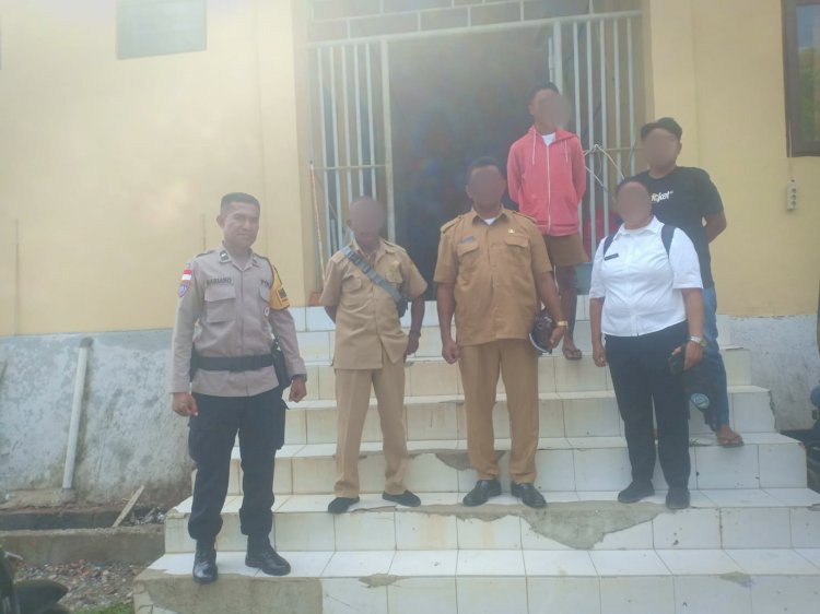 Respon Cepat Bhabinkamtibmas Kelurahan Oepura Mediasi Kasus Pelemparan Kaca Posko Tagana