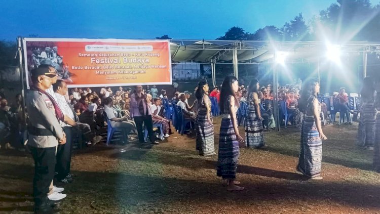 Kapolsek Maulafa Hadiri Event Budaya Kelurahan Bello Tahun 2025, Wujud Dukungan Polri Terhadap Pelestarian Budaya Lokal.