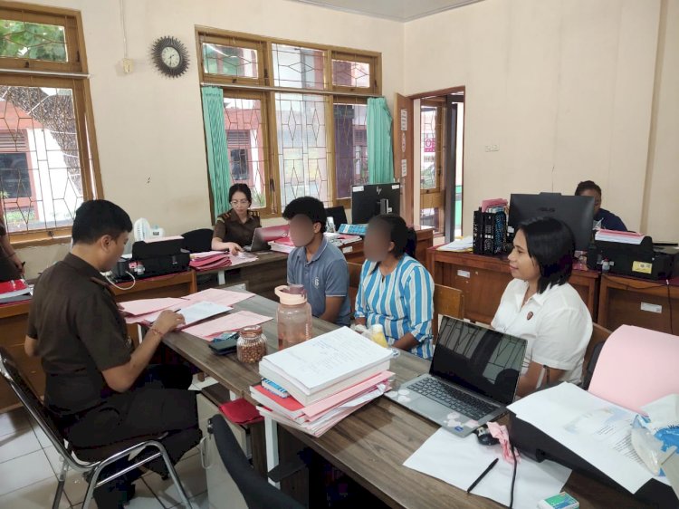 Unit PPA Polresta Kupang Kota Laksanakan Tahap II Kasus Persetubuhan Anak ke Kejaksaan