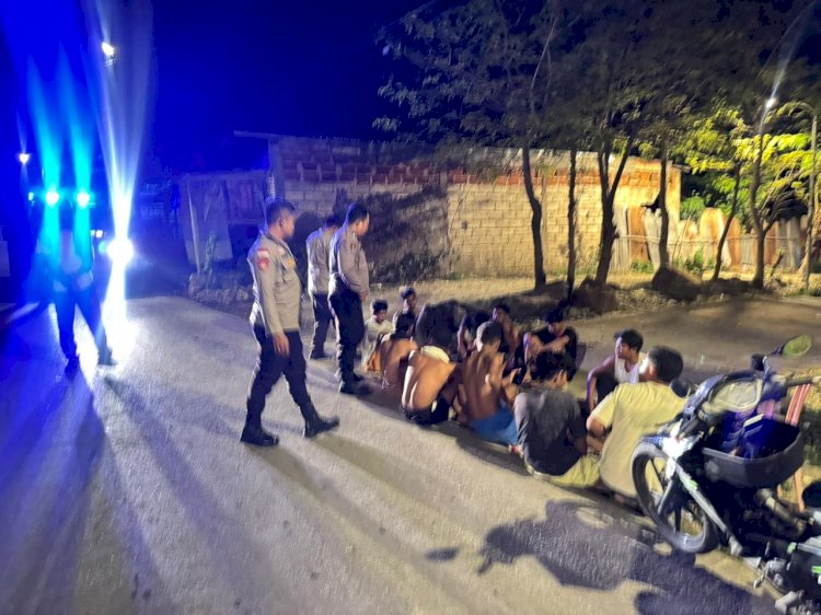 Cipta Kondisi, Polsek Alak Laksanakan Patroli Dialogis di Sejumlah Titik Rawan.