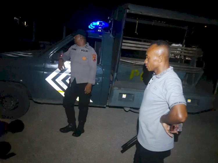 Piket Polsek Maulafa Berhasil Bubarkan Tawuran Pelajar di Terminal Bello, Empat Pelajar Diamankan.