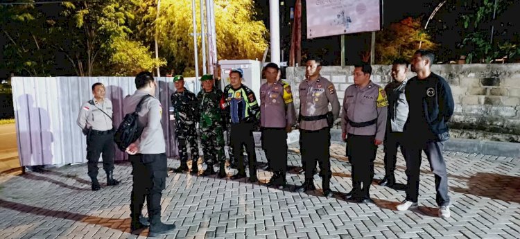 Polsek Kota Lama, Polresta Kupang Kota Pengamanan Ibadah Natal bersama dan HUT ke-11 GBI C3 Pemulihan.