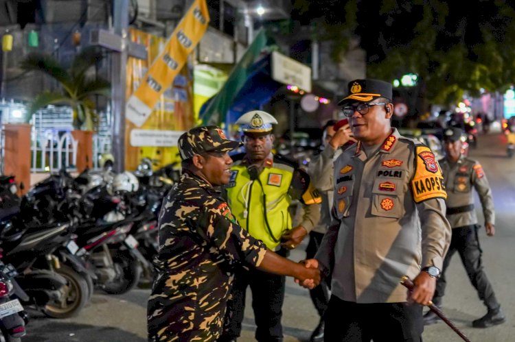 Polresta Kupang Kota Libatkan Polda NTT dan Elemen Masyarakat, Amankan Ibadah Natal 2025.