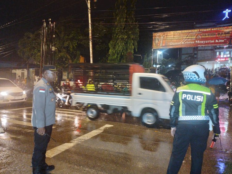 Polresta Kupang Kota Libatkan Polda NTT dan Elemen Masyarakat, Amankan Ibadah Natal 2025.