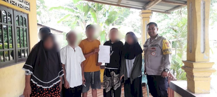Redam Konflik Rumah Tangga Akibat Cemburu, Bhabinkamtibmas Sikumana Tempuh Jalur Problem Solving.