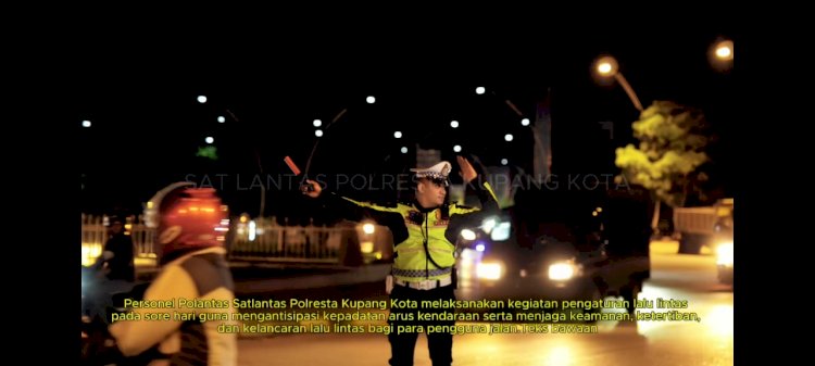Gatur Lalin Sore Hari, Satlantas Polresta Kupang Kota Jamin Keamanan dan Keselamatan Masyarakat.