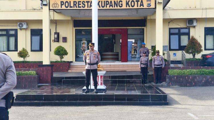 Pimpin Apel Senin Pagi, Kapolresta Kupang Kota Evaluasi Kinerja 2025 dan Targetkan Crime Clearance 60% di Tahun 2026.