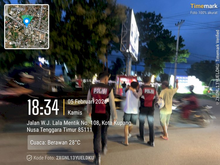 Respon Cepat Aduan Call Center 110, Sat Samapta Polresta Kupang Kota Amankan Pria Mabuk yang Resahkan Warga di Depan Ramayana.