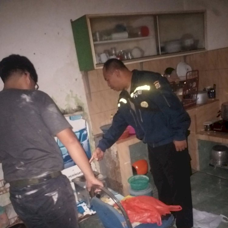 Respon Cepat Laporan Warga, Bhabinkamtibmas Kolhua Tangani Kejadian Gas Meledak di BTN Kolhua.