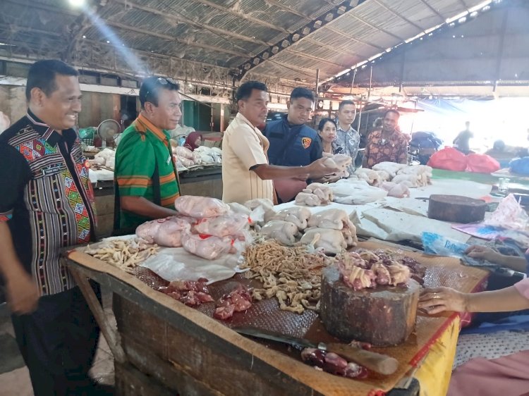 Tim Satgas Tipidter Polresta Kupang Kota Sidak Pasar Jelang Ramadhan 2026, Pastikan Harga dan Mutu Pangan Tetap Terjaga.