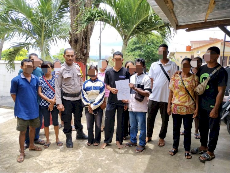 Problem Solving Bhabinkamtibmas Naioni, Kasus Penganiayaan Diselesaikan Secara Damai di Polsek Alak.