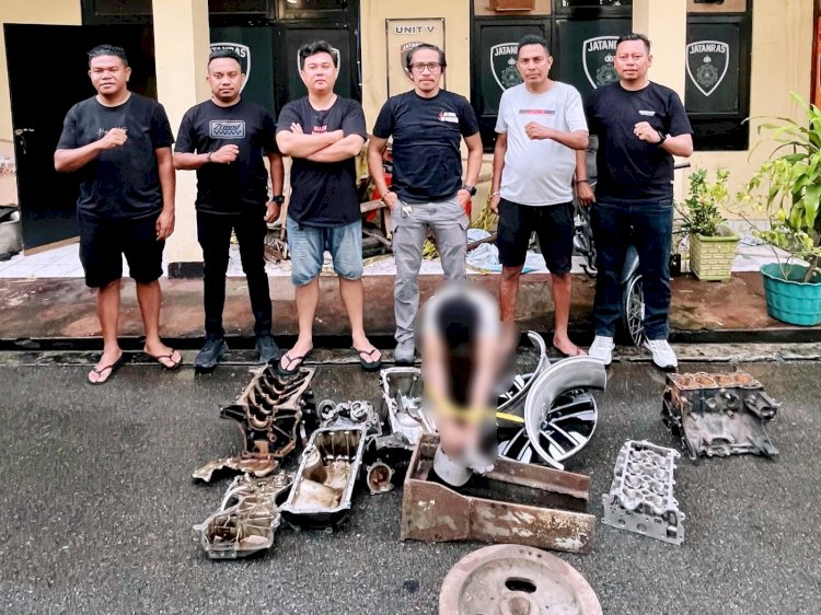 Terekam CCTV, Jatanras Polresta Kupang Kota Ringkus Komplotan Pencuri Spesialis Suku Cadang Mesin Mobil.