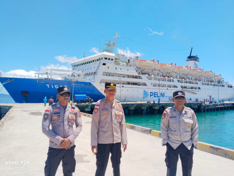 Pengamanan Debarkasi Penumpang KM. Tidar di Pelabuhan Tenau Berjalan Aman dan Lancar