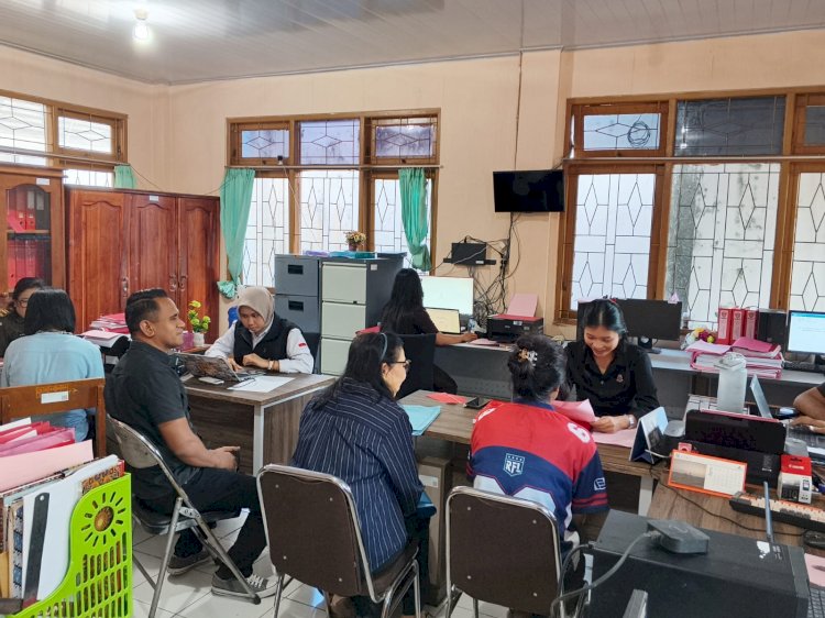 Beraksi 22 Kali, Karyawan Salon Gasak Uang Majikan Rp44,7 Juta: Polsek Maulafa Limpahkan Tersangka ke Kejari.