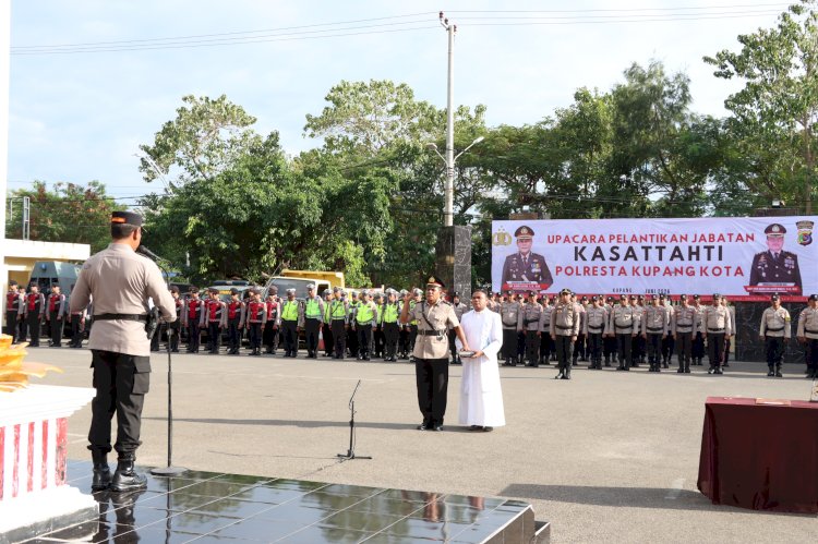 Kapolresta Kupang Kota Pimpin Pelantikan Kasat Tahti, Tekankan Profesionalisme dan Integritas Pengelolaan Tahanan serta Barang Bukti.