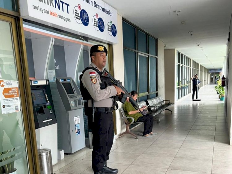Wujudkan Rasa Aman Bertransaksi, Polresta Kupang Kota Maksimalkan Pengamanan Objek Vital.