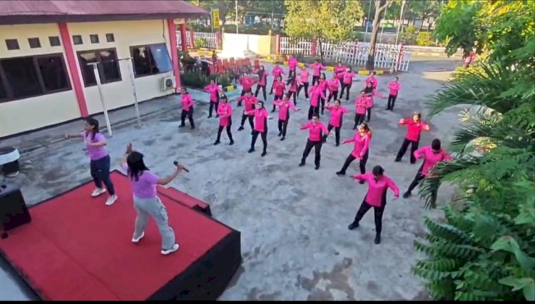Pererat Silaturahmi dan Jaga Kebugaran, Bhayangkari Polresta Kupang Kota Gelar Olahraga Bersama di Polsek Kota Lama.