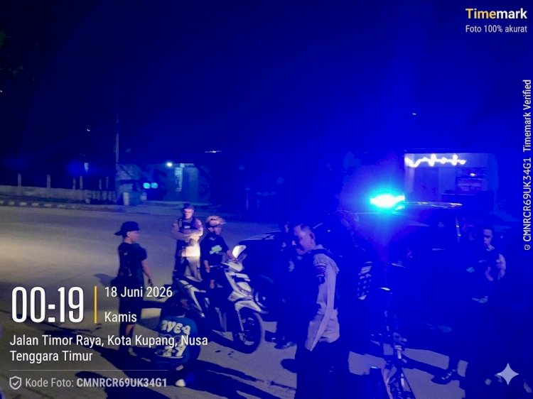 Patroli Lampu Biru Sat Samapta Polresta Kupang Kota Jaga Kamtibmas, Masyarakat Merasa Lebih Aman.
