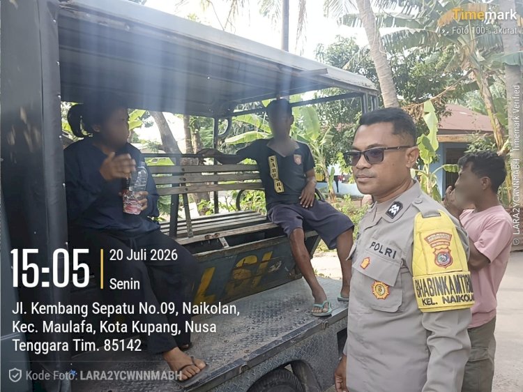 Gercep Sambangi TKP Pencurian HP di Naikolan, Bhabinkamtibmas Utamakan Mediasi dan Imbau Warga Tak Main Hakim Sendiri.