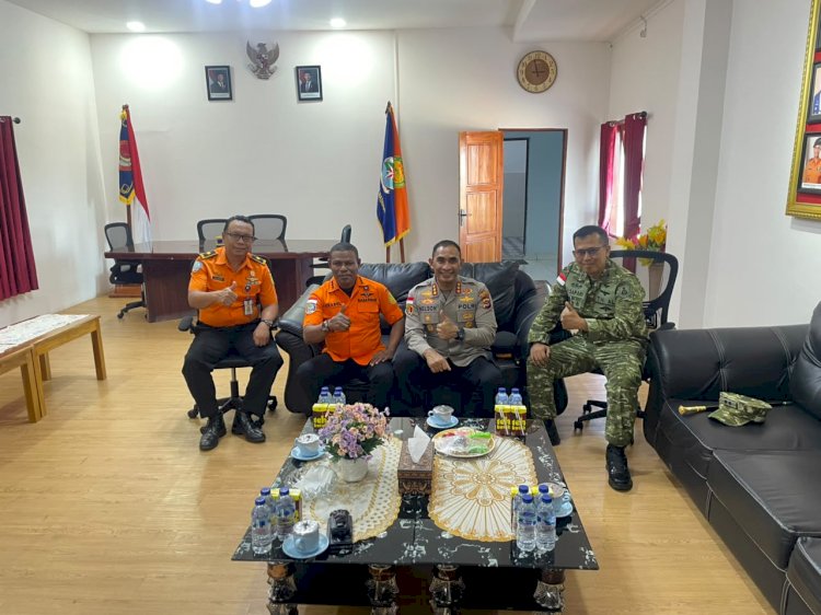 Silaturahmi ke Basarnas Kupang, Kapolresta Kombes Nelson Quintas Perkuat Koordinasi Penanggulangan Bencana.
