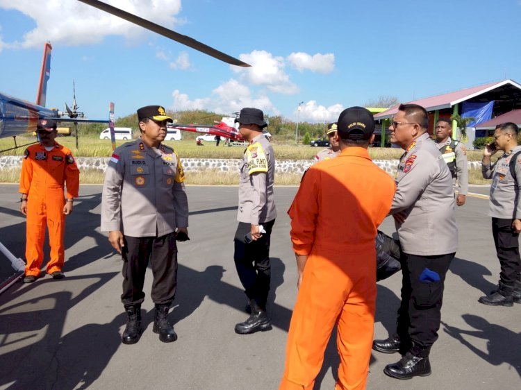 Dari Udara, Kapolda NTT Pantau Dampak Gempa di Palue, Riung dan Mbay.