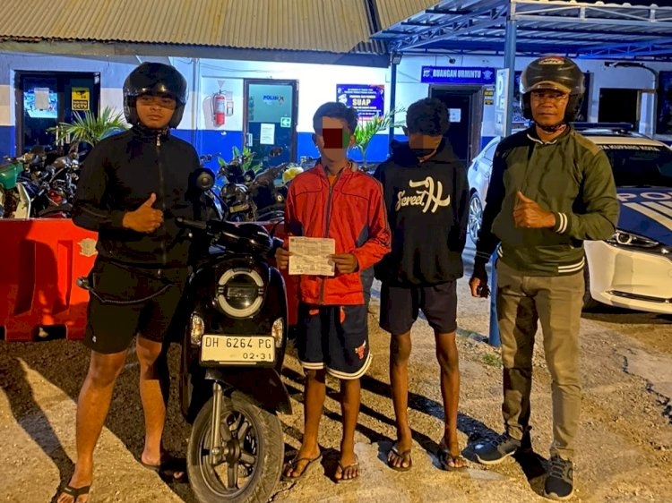 Patroli Malam Satlantas Polresta Kupang Kota Antisipasi Balap Liar, Pelanggaran Lalu Lintas Ditertibkan.