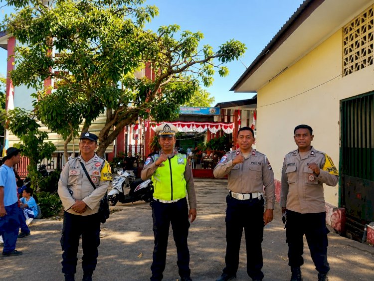 Polsek Maulafa Amankan Gerak Jalan Santai Meriahkan HUT RI dan HUT SMP Adi Sucipto Penfui