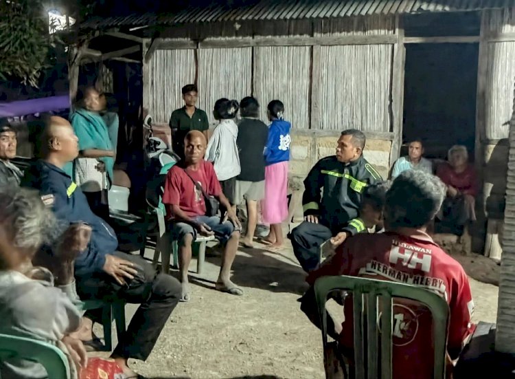 Polsek Maulafa Gelar Patroli Cipta Kondisi Dini Hari, Damaikan Warga Kampung Banoha yang Berselisih.