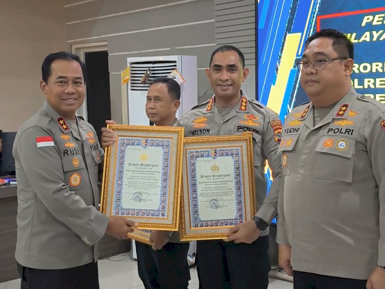 Sabet Dua Penghargaan Sekaligus, Polresta Kupang Kota Raih Predikat WBK dan Pelayanan Prima.