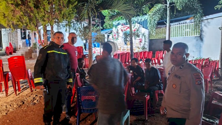 Patroli Cipta Kondisi Dini Hari, Polsek Maulafa Respon Cepat 110 Tertibkan Syukuran Pernikahan di Fatukoa yang Ganggu Kenyamanan Warga.