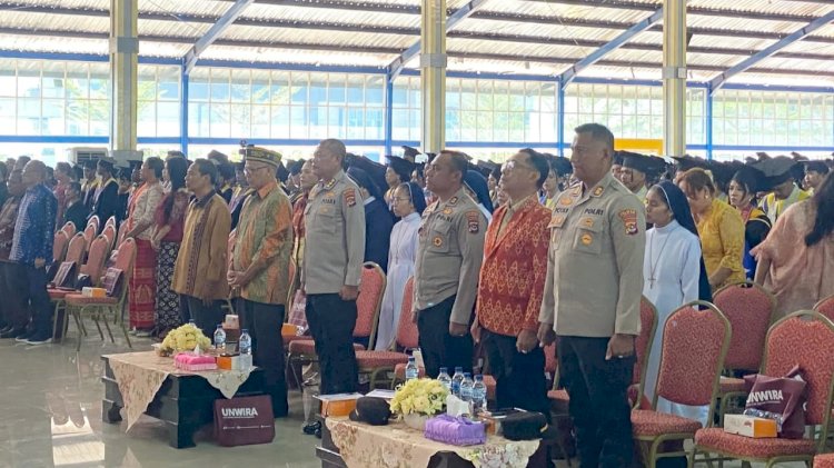 Kapolsek Maulafa Hadiri Rapat Senat Terbuka Luar Biasa Unwira Kupang, 962 Lulusan di Wisuda.