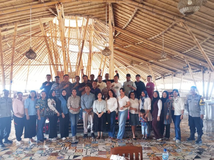 Syukuran Perpisahan AKP I Ketut Setiasa, Penuh Kehangatan dan Kenangan di Polsek Alak.