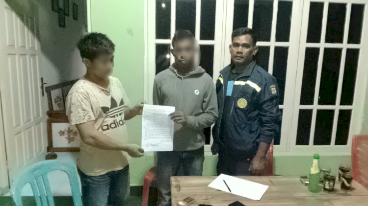 Kedepankan Pendekatan Humanis, Bhabinkamtibmas Namosain Mediasi Kasus Penganiayaan hingga Tercapai Kesepakatan Bersama.