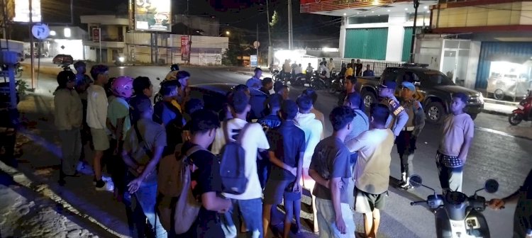 Respons Cepat Aduan Layanan Polisi 110, Polresta Kupang Kota Datangi Lokasi Perkelahian.