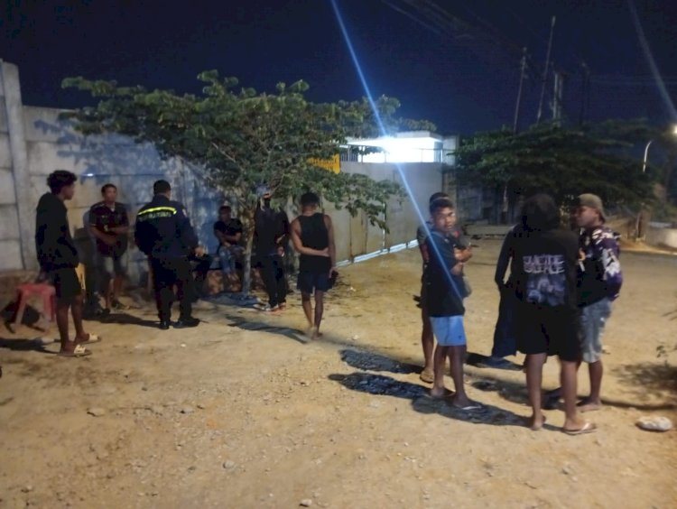 Jaga Kamtibmas di Malam Minggu, Kapolsek Maulafa Pimpin Patroli Cipta Kondisi di Sejumlah Titik Rawan.