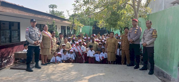Cegah Bullying Sejak Dini, Polsek Kota Raja Tanamkan Pesan Anti-Perundungan kepada Siswa SD Negeri Oebobo 1.