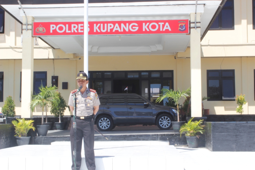 Kapolres Kupang Kota Pimpin Apel Persiapan Pengamanan Pawai Pembangunan.