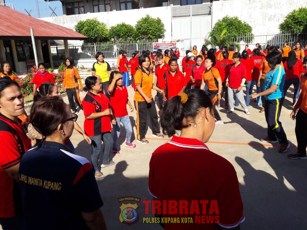 Sambut HUT Ke 69, Polwan Polres Kupang Kota Olahraga Bersama Wanita Binaan Lapas.