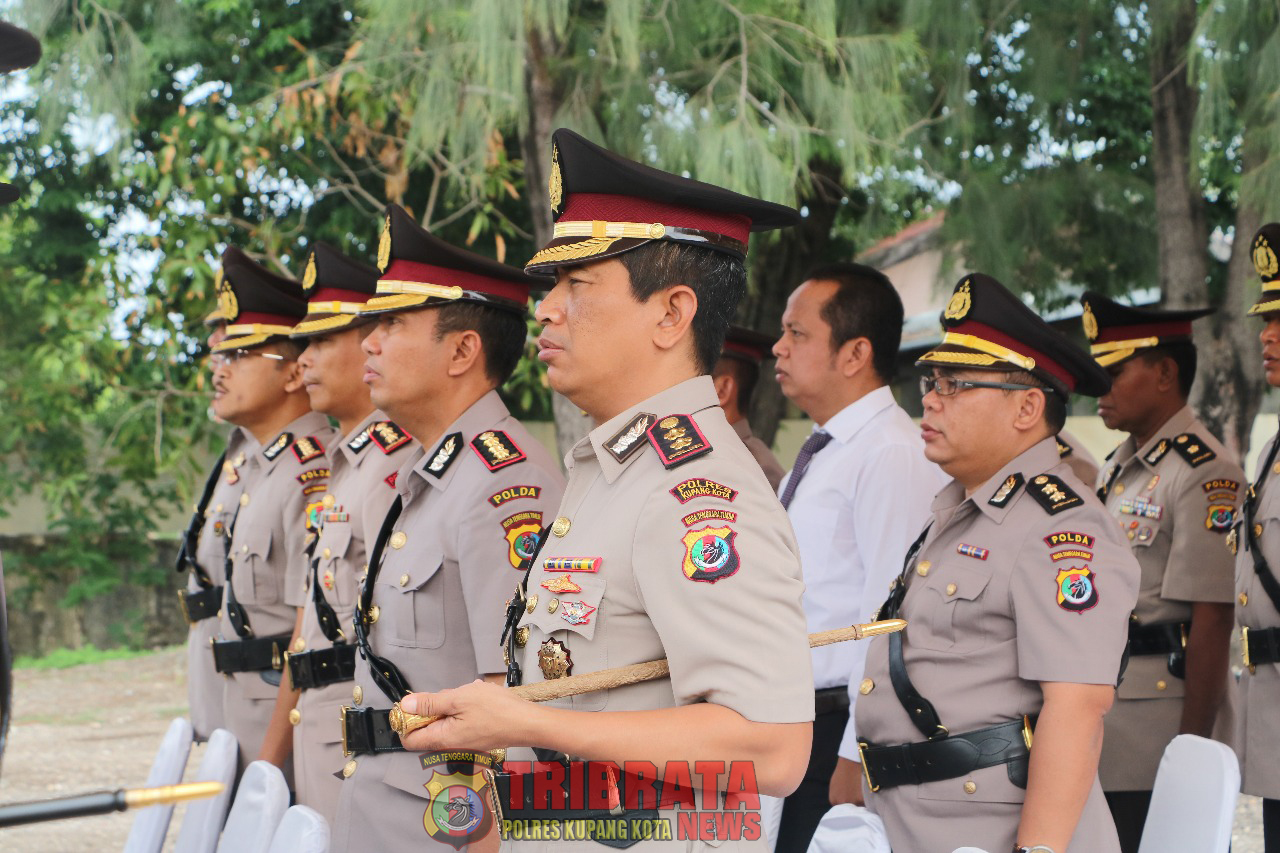 Kapolres Kupang Kota Hadiri Upacara Pembukaan Pendidikan Alih Golongan dari Bintara ke Perwira TA. 2017.