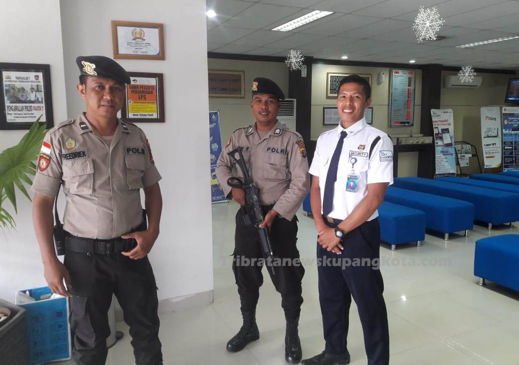 Kanit Pam Obvit Cek Kesiapan Personil