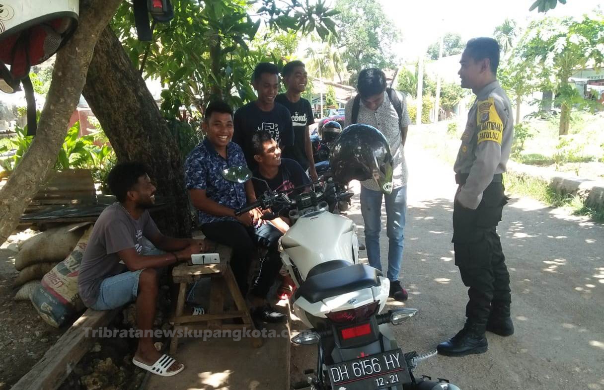 Ciptakan Kondusifitas Kamtibmas, Bhabinkamtibmas Himbau Warga Tetap Jaga Kedamaian